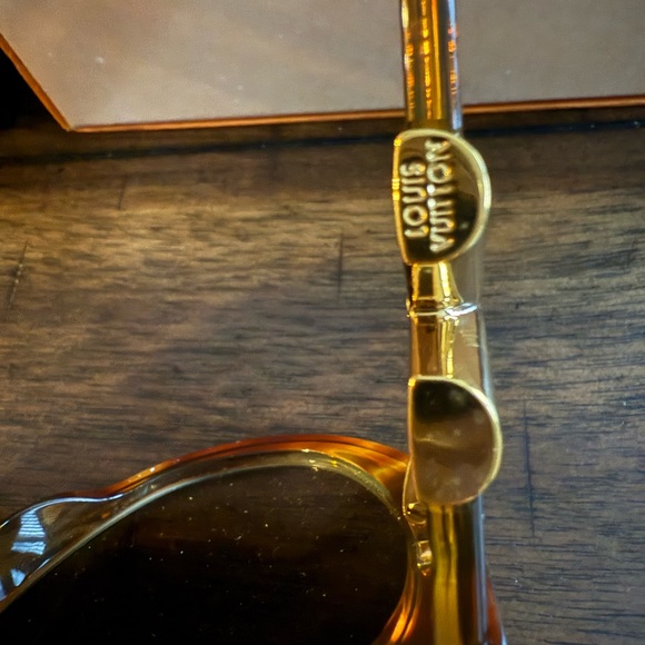 Louis Vuitton Black Sunglasses - Picture 8 of 16